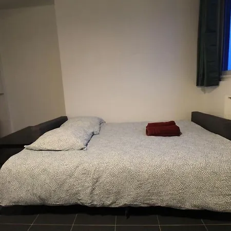 Parking Rue Gratuit - 20 Pour Cent Sur Escale-marne,fr - De 1 A 10 Personnes - Vue Panoramique, Lave Linge, 10mn Metro 8, Rer A - Garde A Bagage Gratuite 24-7 - 2eme Etage *