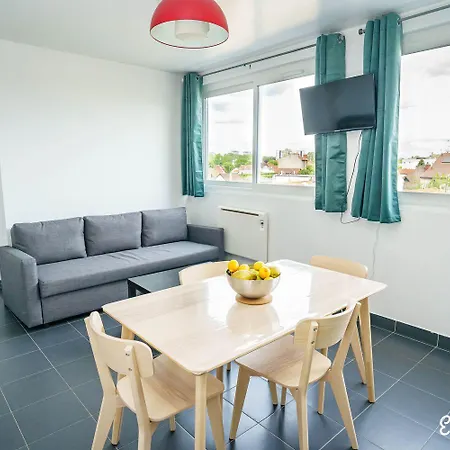 Parking Rue Gratuit - 20 Pour Cent Sur Escale-marne,fr - De 1 A 10 Personnes - Vue Panoramique, Lave Linge, 10mn Metro 8, Rer A - Garde A Bagage Gratuite 24-7 - 2eme Etage *