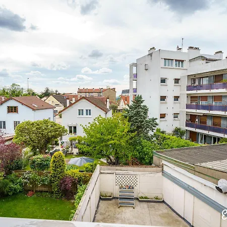 Parking Rue Gratuit - 20 Pour Cent Sur Escale-marne,fr - De 1 A 10 Personnes - Vue Panoramique, Lave Linge, 10mn Metro 8, Rer A - Garde A Bagage Gratuite 24-7 - 2eme Etage Apartment *