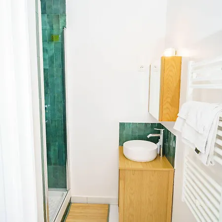 Parking Rue Gratuit - 20 Pour Cent Sur Escale-marne,fr - De 1 A 10 Personnes - Vue Panoramique, Lave Linge, 10mn Metro 8, Rer A - Garde A Bagage Gratuite 24-7 - 2eme Etage * Maisons-Alfort