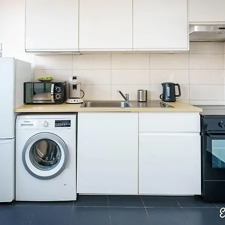 Appartement Escale-marne Fr - 202 - Free Parking - Free Luggage Storage - Equipped - Linen Included - Washing Machine - 10mn Walk Metro 8 - Rer A - Panoramic View - From 1 To 14 Guests Maisons-Alfort