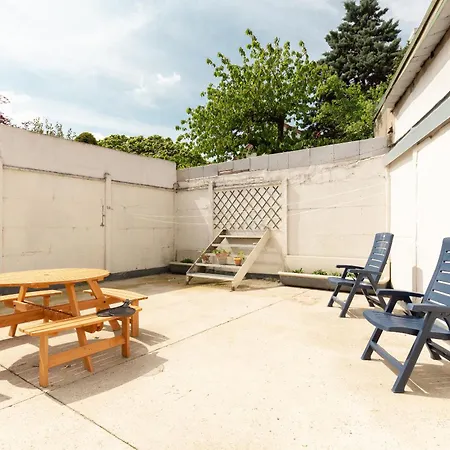 Escale-marne Fr - 202 - Free Parking - Free Luggage Storage - Equipped - Linen Included - Washing Machine - 10mn Walk Metro 8 - Rer A - Panoramic View - From 1 To 18 Guests *