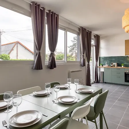 Escale-marne Fr - 202 - Free Parking - Free Luggage Storage - Equipped - Linen Included - Washing Machine - 10mn Walk Metro 8 - Rer A - Panoramic View - From 1 To 18 Guests Daire *
